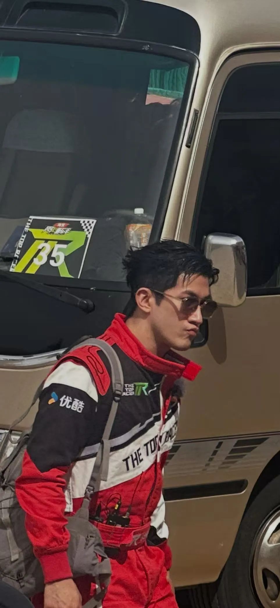 极限与荒漠的共舞:《风驰赛车手》张掖神沙窝太阳岛完成高燃拍摄
