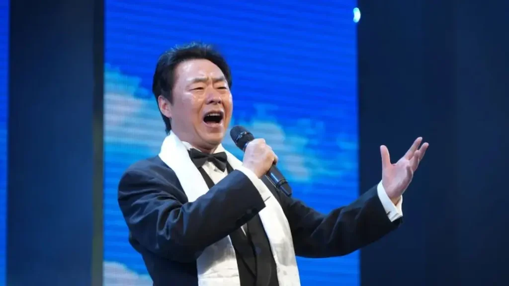 丁毅 著名歌唱家,澳大利亚悉尼国家歌剧院首席男高音